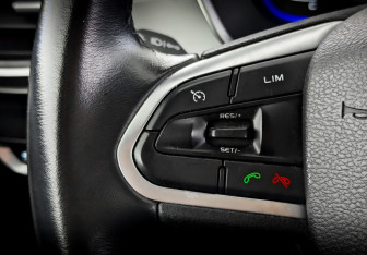 Подержанный автомобиль Geely Coolray 2022 года (28 фото)