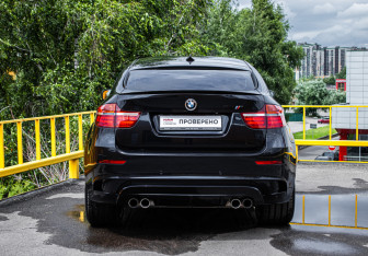 Подержанный автомобиль BMW X6 M 2013 года (5 фото)