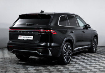 Подержанный автомобиль Geely Monjaro 2025 года (5 фото)