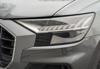 Подержанный автомобиль Audi Q8 2021 года (11 фото)