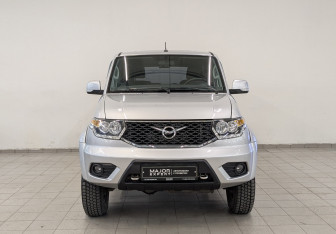 Подержанный автомобиль УАЗ Patriot 2021 года (2 фото)