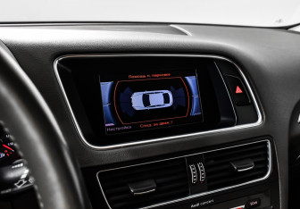Подержанный автомобиль Audi Q5 2014 года (15 фото)