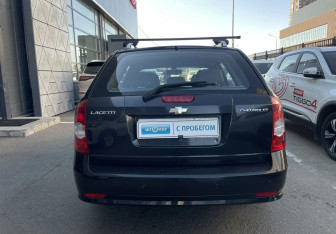 Подержанный автомобиль Chevrolet Lacetti Wagon 2009 года (5 фото)