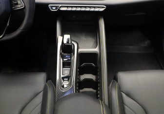 Подержанный автомобиль Geely Coolray 2025 года (9 фото)