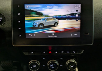 Подержанный автомобиль Renault Arkana 2021 года (15 фото)