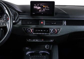 Подержанный автомобиль Audi A5 Liftback 2018 года (17 фото)