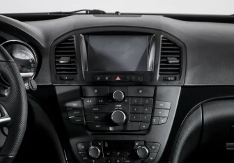 Подержанный автомобиль Opel Insignia Wagon 2013 года (13 фото)