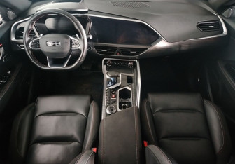 Подержанный автомобиль Geely Tugella 2022 года (12 фото)