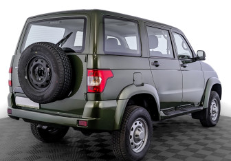 Новый УАЗ Patriot 2024 (2 фото)