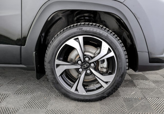 Подержанный автомобиль Москвич 3 2024 года (18 фото)