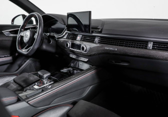 Подержанный автомобиль Audi A4 Sedan 2020 года (9 фото)