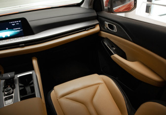 Подержанный автомобиль Changan Hunter Plus 2023 года (22 фото)