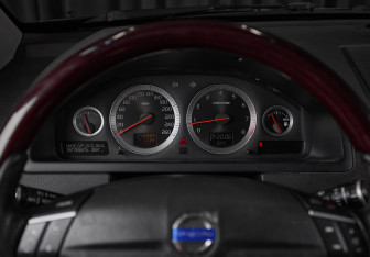 Подержанный автомобиль Volvo XC90 2012 года (17 фото)