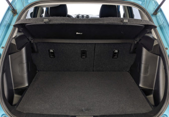 Подержанный автомобиль Suzuki Vitara 2016 года (10 фото)