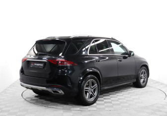 Подержанный автомобиль Mercedes-Benz GLE 2020 года (5 фото)