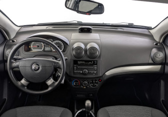 Подержанный автомобиль Ravon Nexia R3 2017 года (14 фото)