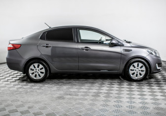 Подержанный автомобиль Kia Rio Sedan 2014 года (4 фото)