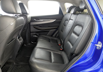 Подержанный автомобиль Exeed LX 2022 года (24 фото)