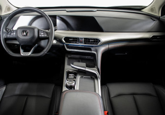 Подержанный автомобиль Changan UNI-T 2022 года (12 фото)