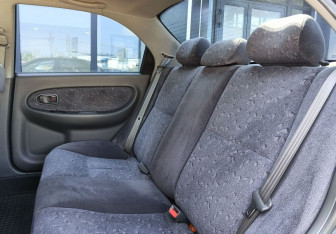 Подержанный автомобиль Kia Spectra Sedan 2006 года (19 фото)