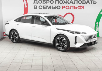 Подержанный автомобиль Changan Lamore 2024 года (3 фото)