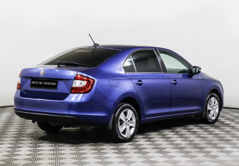 Подержанный автомобиль Skoda Rapid Liftback 2017 года (3 фото)