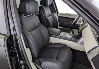 Подержанный автомобиль Land Rover Range Rover 2024 года (24 фото)