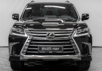 Подержанный автомобиль Lexus LX 2020 года (2 фото)