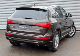 Подержанный автомобиль Audi Q5 2015 года (5 фото)