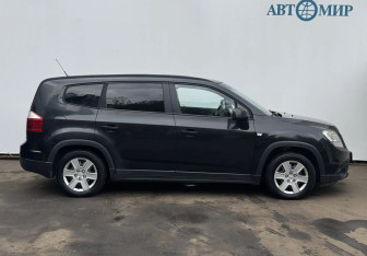Подержанный автомобиль Chevrolet Orlando 2013 года (4 фото)