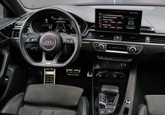 Подержанный автомобиль Audi A4 Sedan 2020 года (11 фото)
