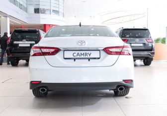 Новый Toyota Camry Sedan 2025 (4 фото)