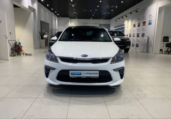 Подержанный автомобиль Kia Rio Sedan 2019 года (2 фото)