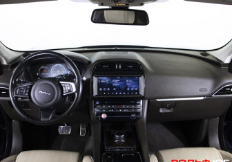 Подержанный автомобиль Infiniti JX 2012 года (14 фото)