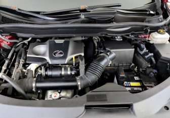 Подержанный автомобиль Lexus RX 2016 года (9 фото)