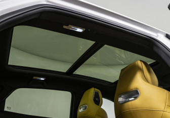 Подержанный автомобиль Changan UNI-K 2024 года (19 фото)