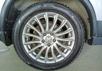 Подержанный автомобиль Mitsubishi Outlander 2020 года (18 фото)