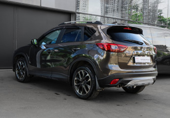Подержанный автомобиль Mazda CX-5 2015 года (6 фото)