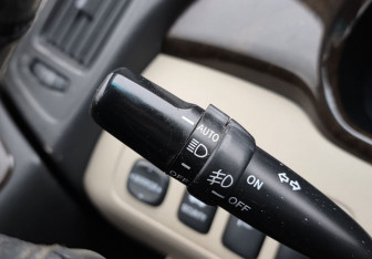 Подержанный автомобиль Toyota Highlander 2003 года (17 фото)