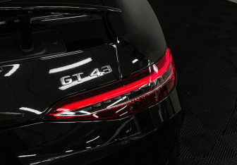 Подержанный автомобиль Mercedes-Benz AMG GT Roadster 2023 года (31 фото)