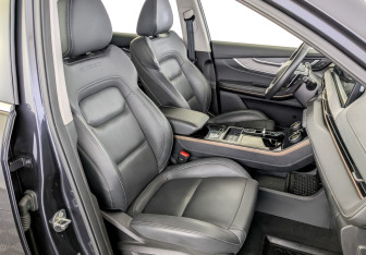 Подержанный автомобиль Exeed LX 2022 года (24 фото)