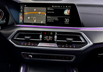 Подержанный автомобиль BMW X6 2021 года (17 фото)