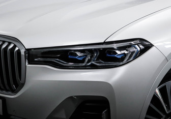 Подержанный автомобиль BMW X7 2020 года (17 фото)