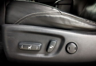 Подержанный автомобиль Toyota Land Cruiser Prado 2020 года (21 фото)