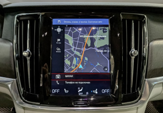 Подержанный автомобиль Volvo V90 Cross Country 2019 года (26 фото)