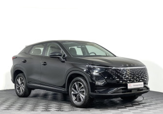 Подержанный автомобиль Omoda C5 2024 года (3 фото)