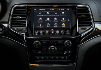 Подержанный автомобиль Jeep Grand Cherokee 2019 года (13 фото)