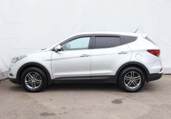 Подержанный автомобиль Hyundai Santa Fe 2015 года (8 фото)