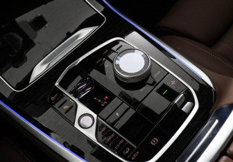 Новый BMW X5 2025 (16 фото)