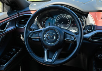 Подержанный автомобиль Mazda CX-9 2019 года (14 фото)